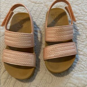 Reef Vista Kids Pink Sandals Size 8